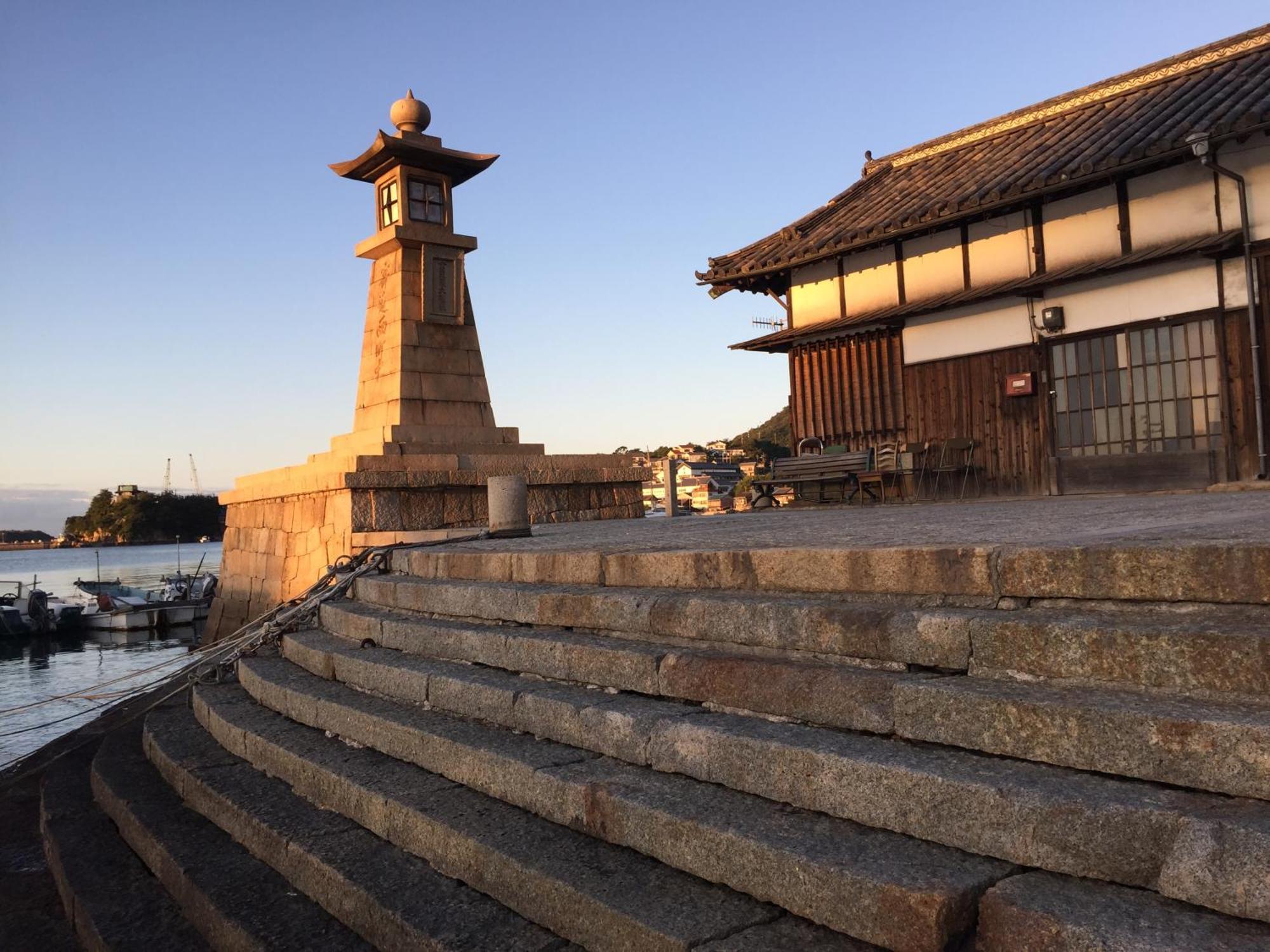 城跡石垣上の絶景古民家宿 鞆城茶屋庵 Tomo Exterior photo